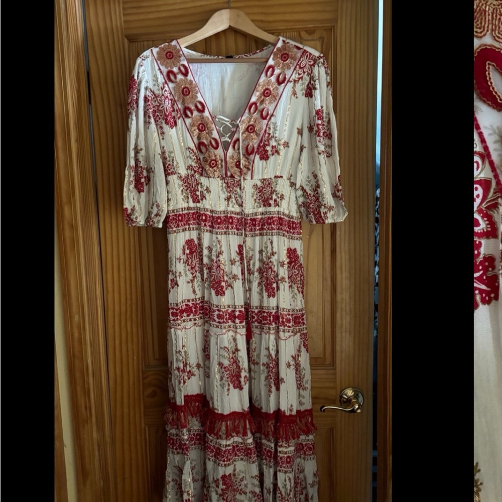 Red Pleated Tiered Maxi Dress with Puff Sleeves sz XL (fits like a Large)